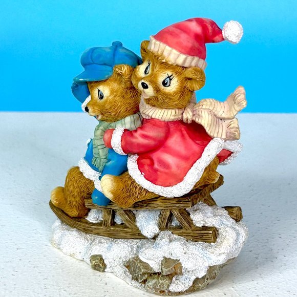 Second Nature Design Bear‎ Seasons Sleigh Ride Snuggle 4.75" Special Ed Figurine - Picture 3 of 6